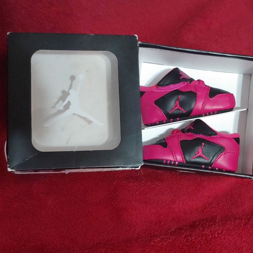Infant girls Jordan's